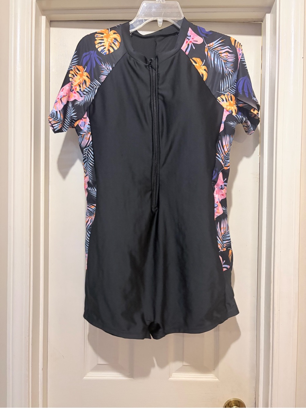 SHEIN Black Stretch Fabric Garment